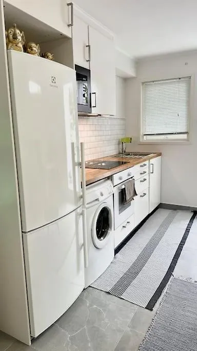 Apartment Studio Near Volvo Torslanda Free Parking Kvistljungby Sweden