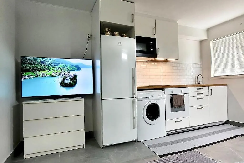 Studio Near Volvo Torslanda Free Parking Kvistljungby 0*,  Sweden